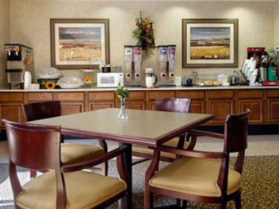Days Inn Tallahassee Restoran gambar